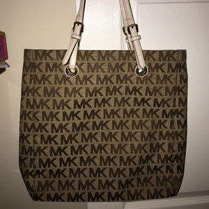 Michael Kors Signature Tote